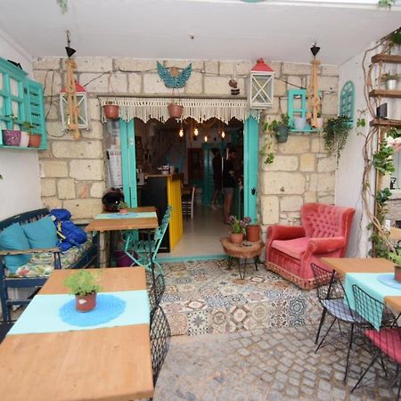 Aracati Pansiyon Çeşme Luaran gambar